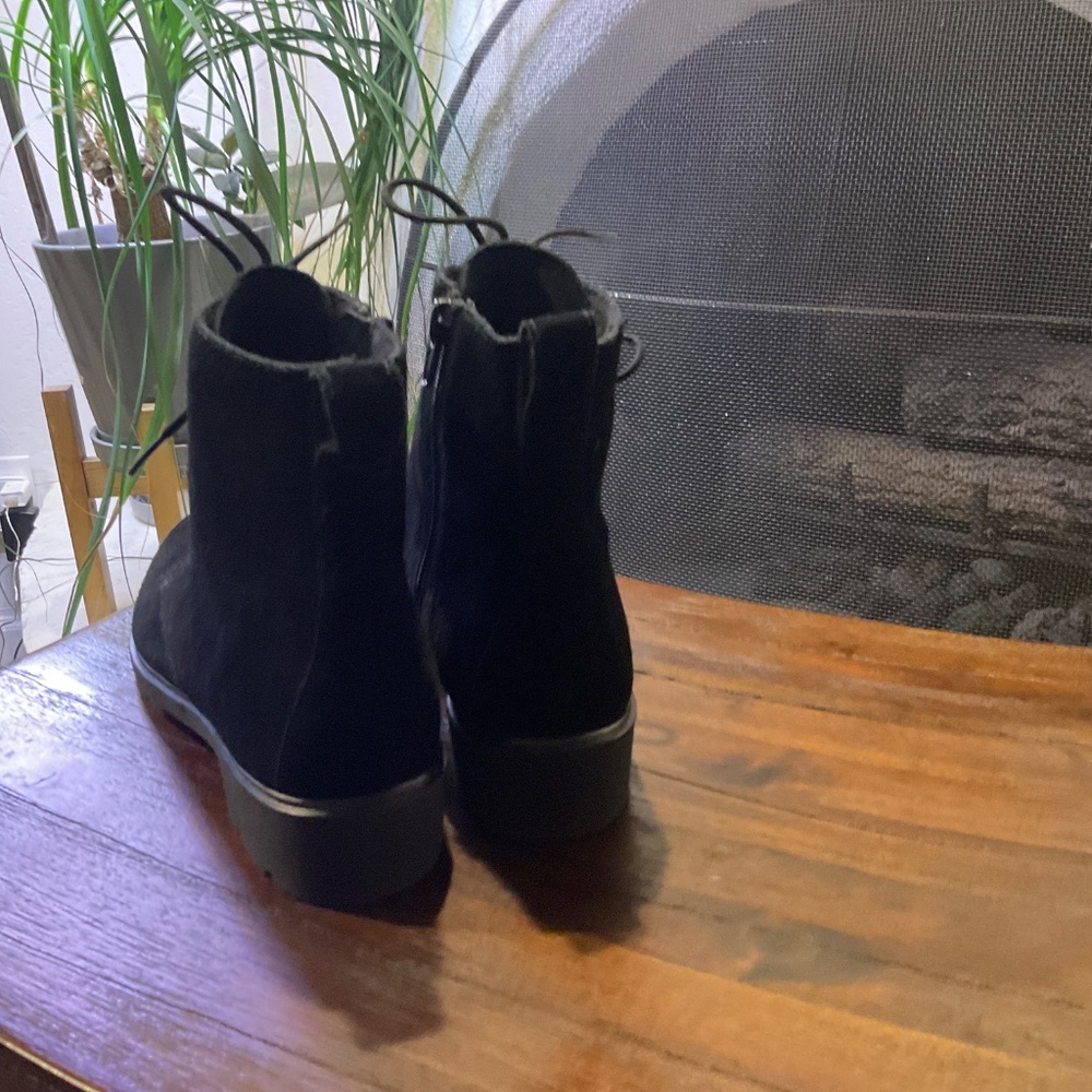 Munro Finley Water Resistant Suede Black size 7M - Picture 3 of 8